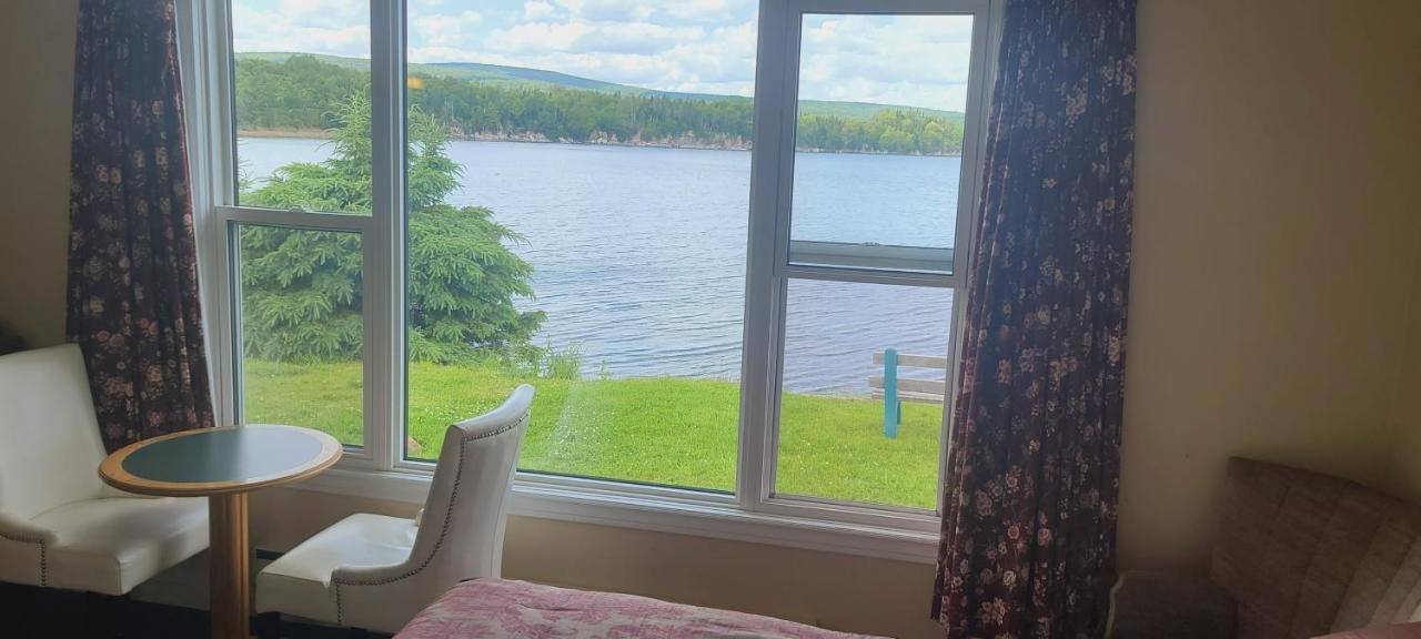 St Ann'S Motel & Cottage Baddeck Inlet Екстериор снимка