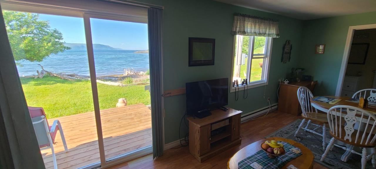St Ann'S Motel & Cottage Baddeck Inlet Екстериор снимка