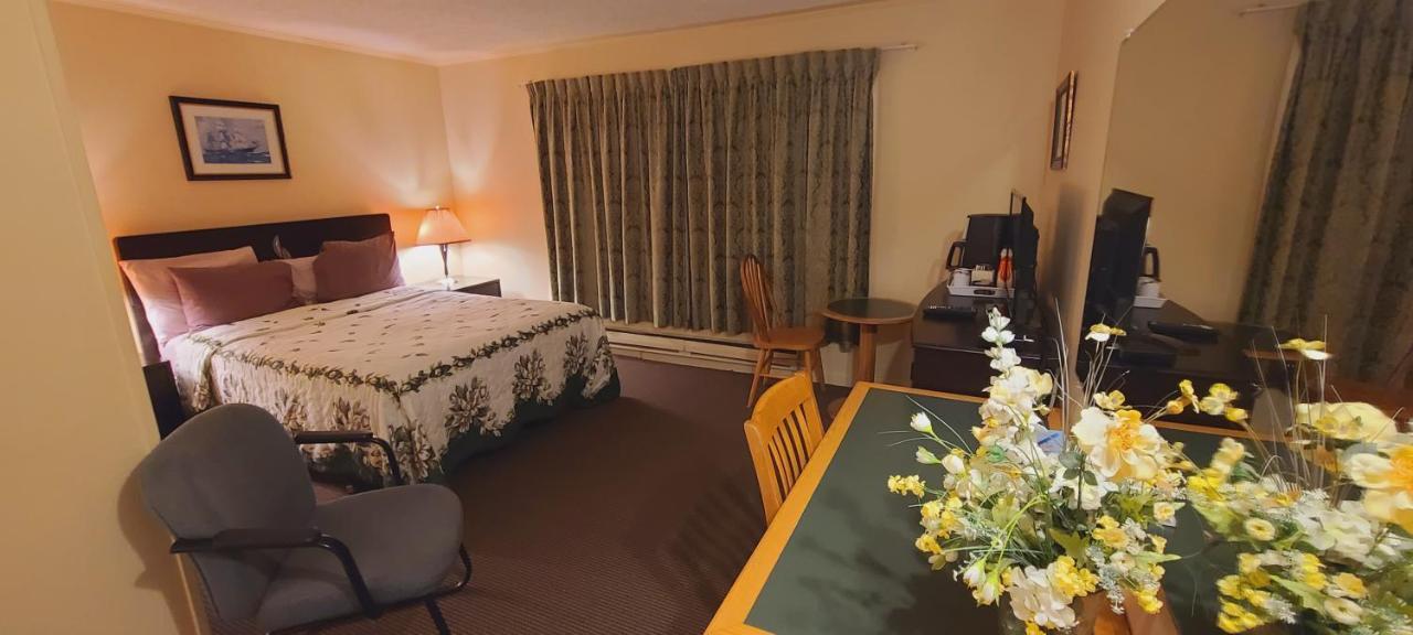 St Ann'S Motel & Cottage Baddeck Inlet Екстериор снимка