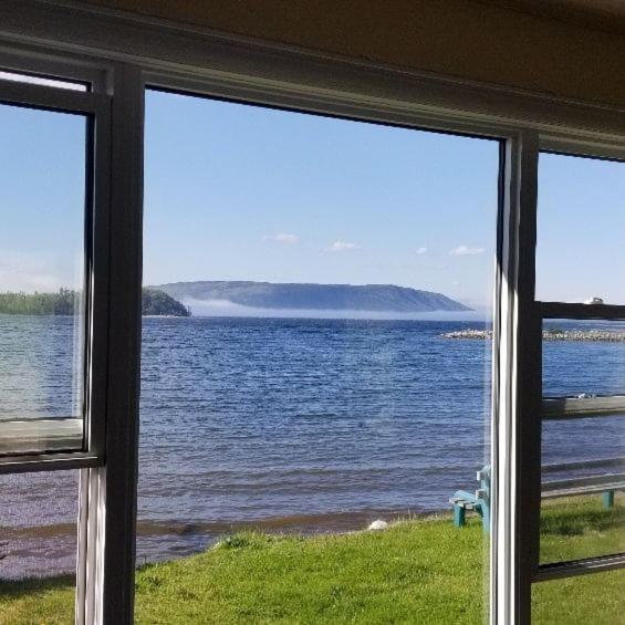 St Ann'S Motel & Cottage Baddeck Inlet Екстериор снимка